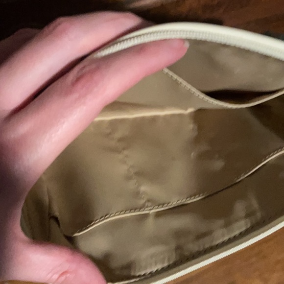 Coach makeup bag - Picture 3 of 5